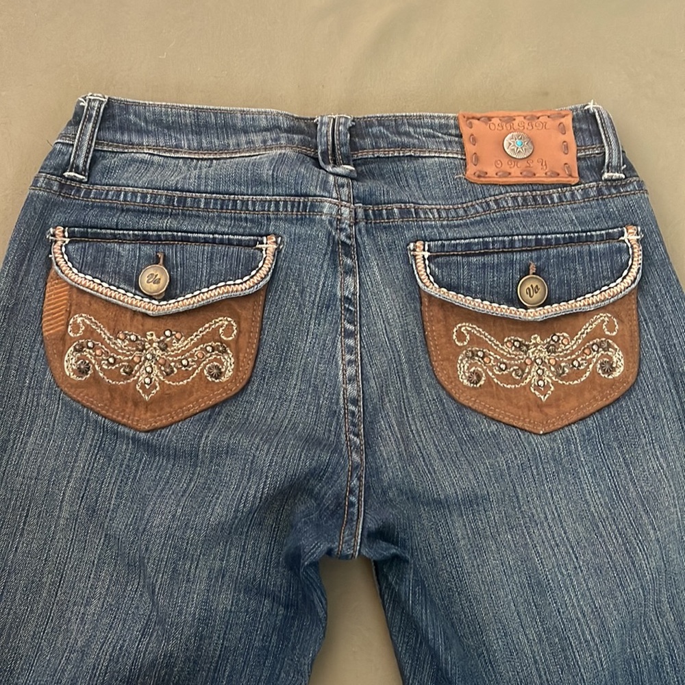 VIRGIN ONLY.  Boot- Cut  Classic Blue Women's Jeans size 7